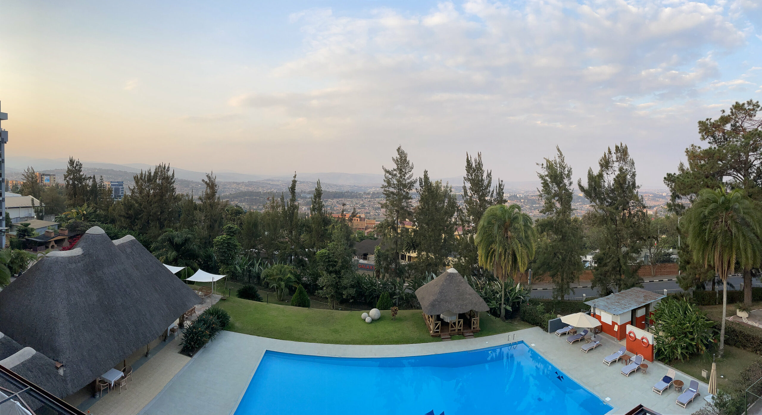 Der letzte abendliche Blick vom Balkon